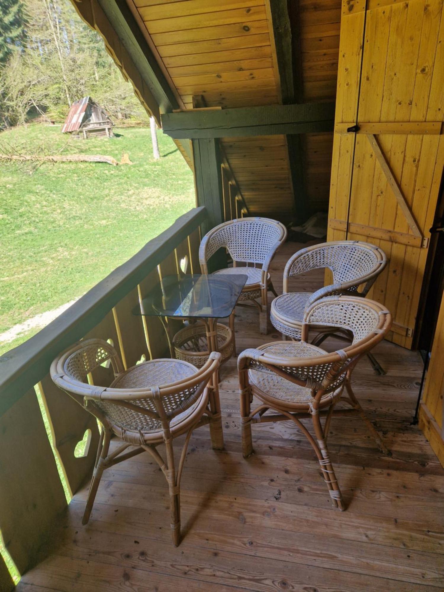 Koca V Gozdu, Forest House Near Bled Luaran gambar